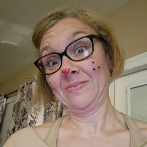 Meet your Posher, Kim